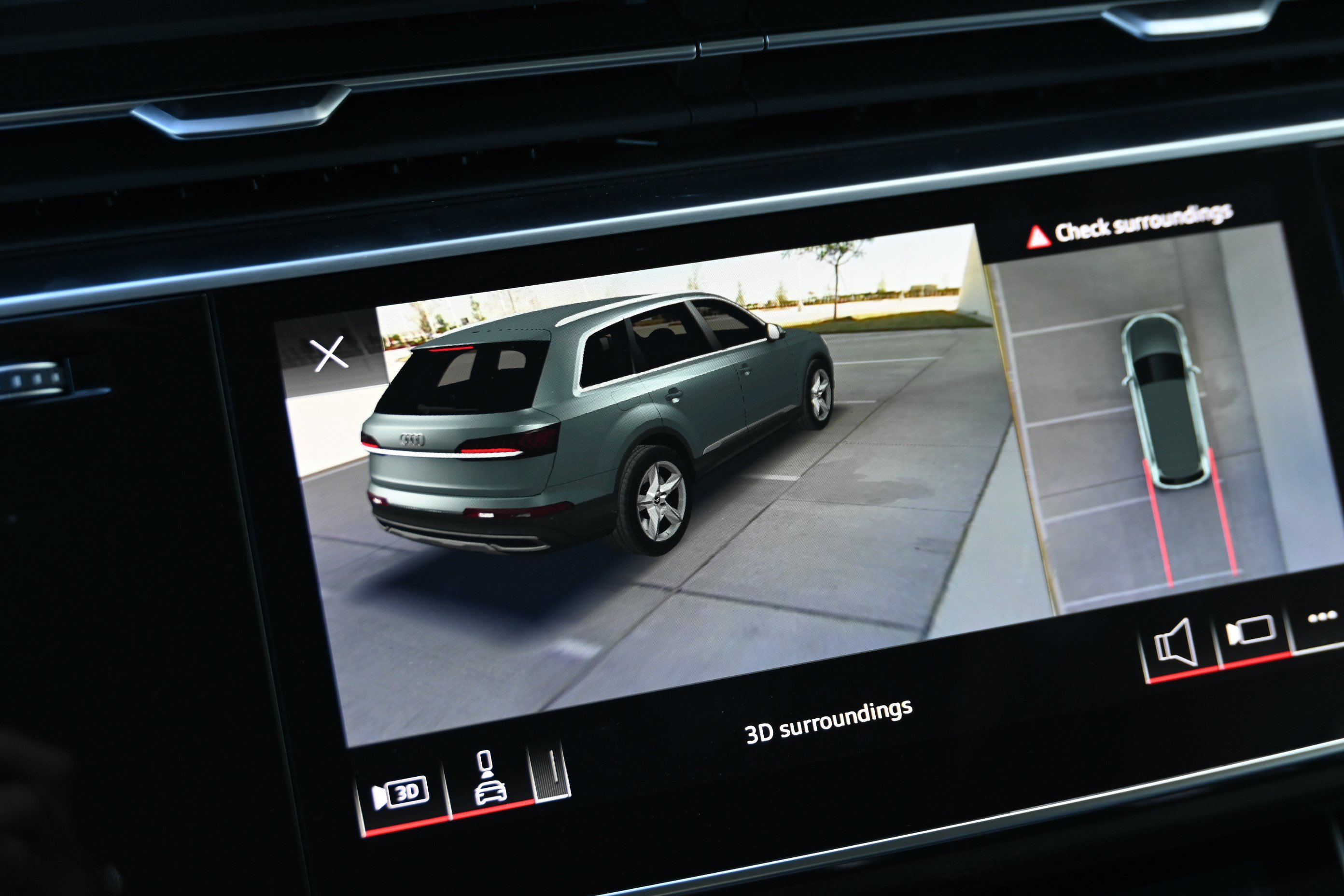 Used 2022 Audi Q7 3.0T Premium Plus AWD/4WD image 32