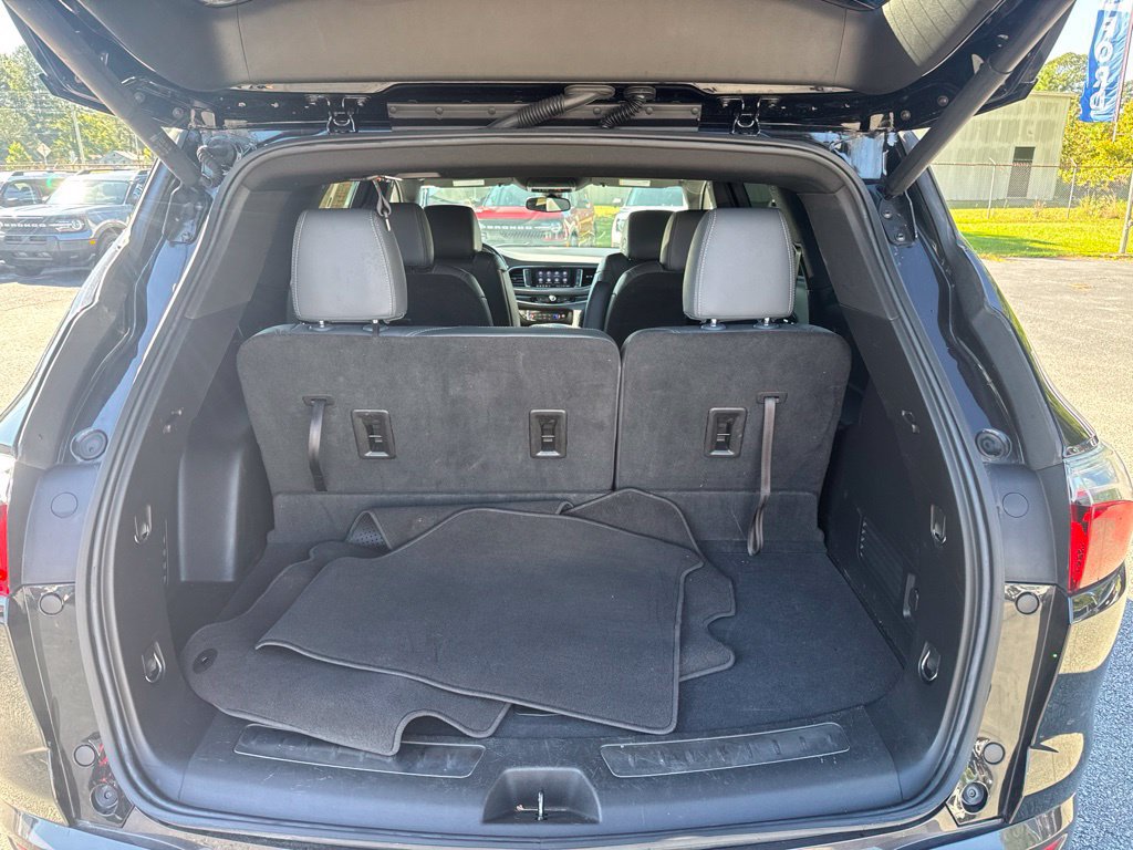 Used 2023 Buick Enclave Essence FWD image 42