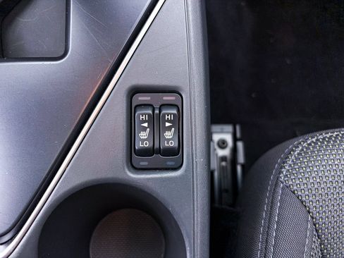 Used 2024 Subaru Crosstrek 2.0i Premium image 23