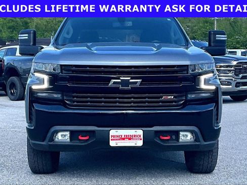 Used 2021 Chevrolet Silverado 1500 LT Trail Boss w/ Bed Protection Package AWD/4WD image 2