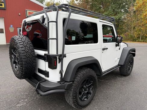 Used 2013 Jeep Wrangler Sahara image 3