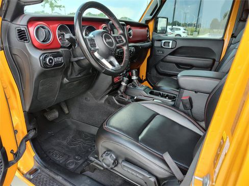 Used 2021 Jeep Wrangler Unlimited Rubicon image 2