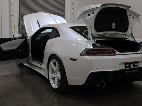 Used 2014 Chevrolet Camaro SS w/ RS Package RWD image 36