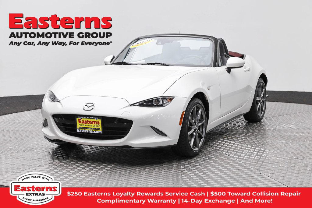Used 2018 MAZDA MX-5 Miata Grand Touring RWD image 1