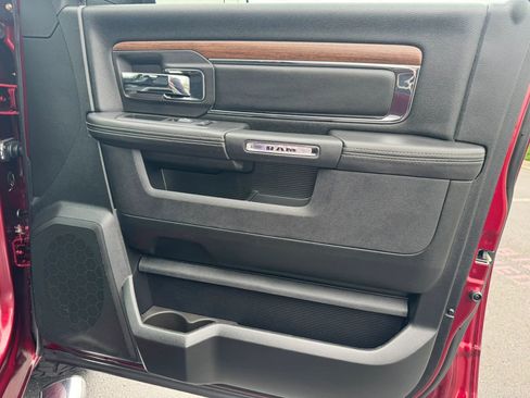 Used 2018 RAM 1500 Laramie w/ Convenience Group AWD/4WD image 42