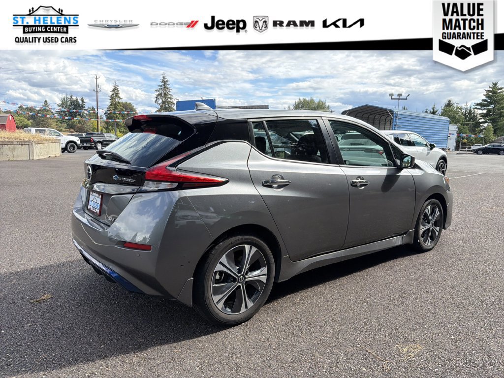 Used 2022 Nissan Leaf SV FWD image 8