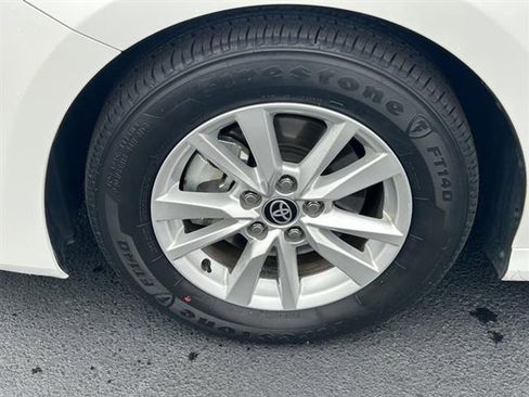 Used 2025 Toyota Camry LE image 35