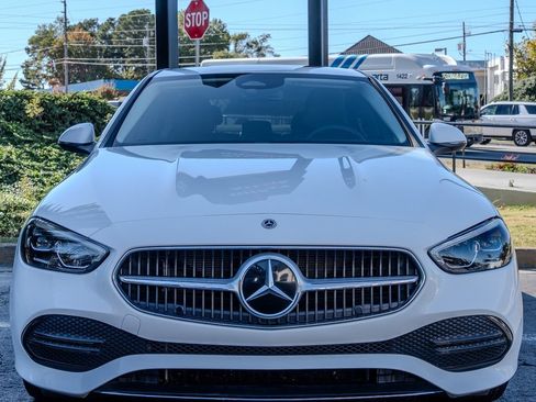 Used 2022 Mercedes-Benz C 300 Sedan image 2