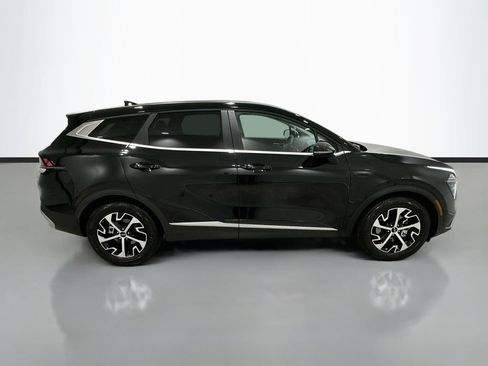 Used 2025 Kia Sportage EX FWD image 8