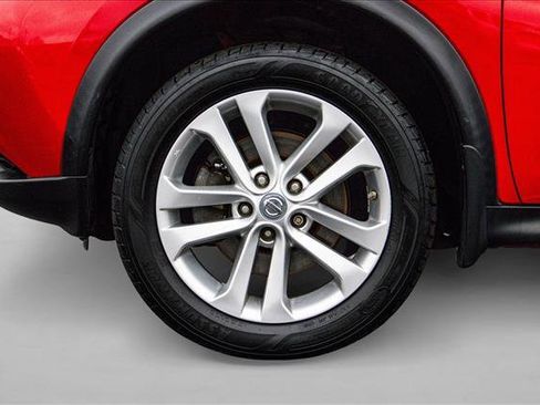 Used 2016 Nissan Juke SV image 9