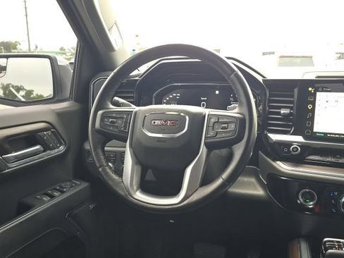 Used 2023 GMC Sierra 1500 SLT w/ SLT Premium Package AWD/4WD image 40