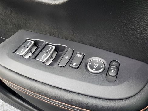 Certified 2024 Honda HR-V Sport image 30