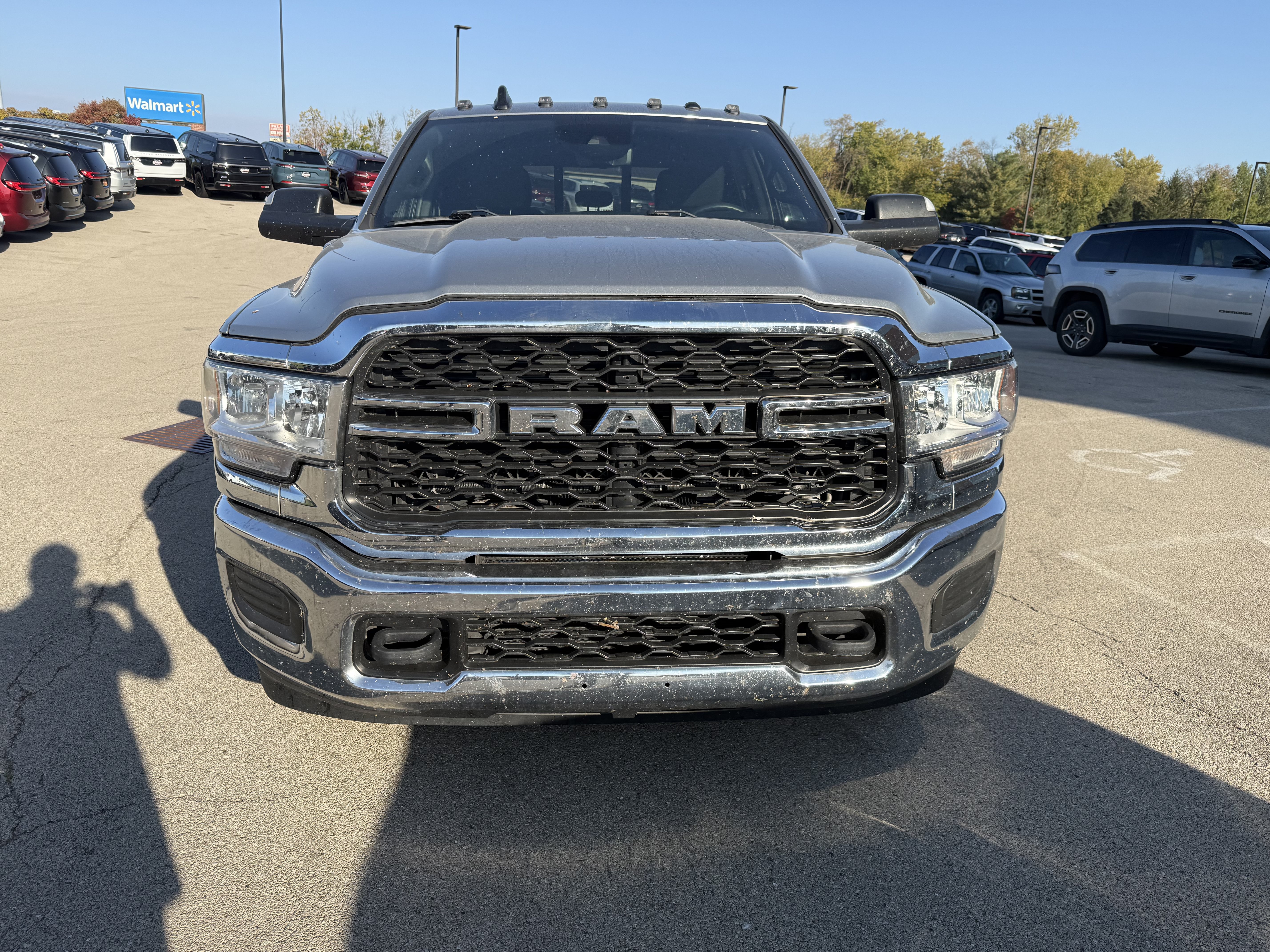 Used 2022 RAM 3500 Tradesman w/ Safety Group AWD/4WD image 3