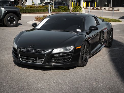 Used 2010 Audi R8 V10 image 5