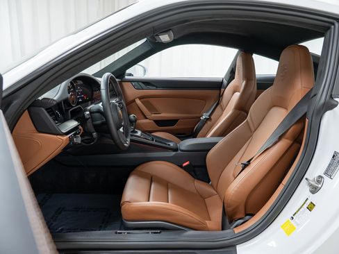 Certified 2023 Porsche 911 GT3 image 18