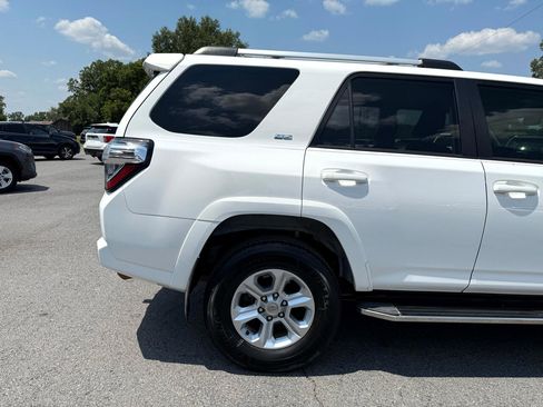 Used 2019 Toyota 4Runner SR5 image 38