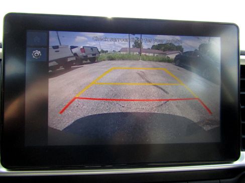 Used 2024 Hyundai Venue SEL image 14