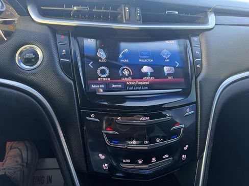 Used 2017 Cadillac XTS Luxury image 20