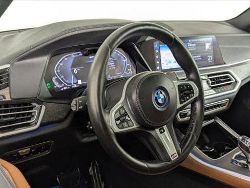 Used 2022 BMW X5 xDrive45e w/ M Sport Package image 24