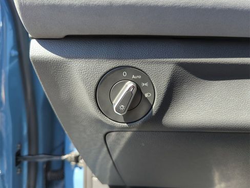 New 2026 Volkswagen Jetta SE image 35