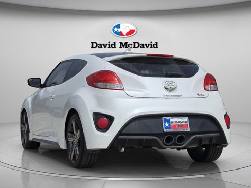 Used 2015 Hyundai Veloster Turbo FWD image 4