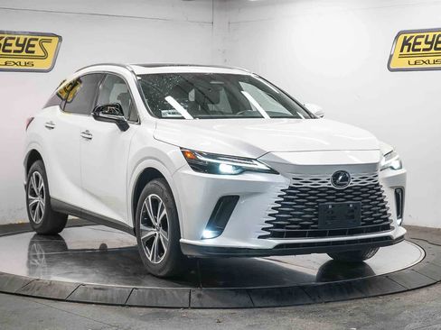 Used 2023 Lexus RX 350 Premium w/ Accessory Package (Z1) image 5