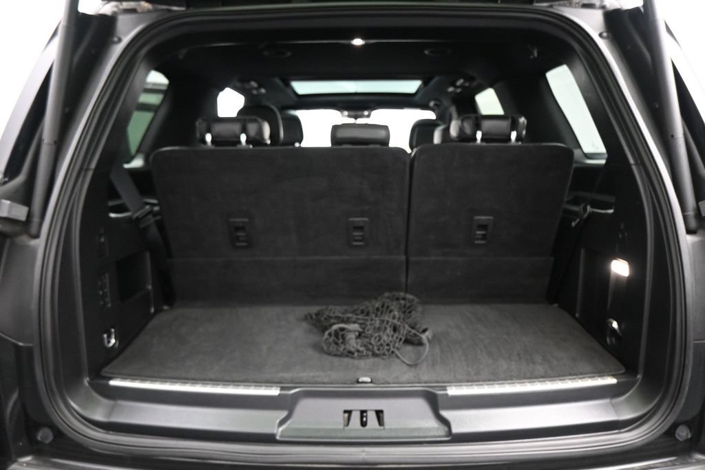 Used 2018 Lincoln Navigator Select w/ Technology Package AWD/4WD image 33