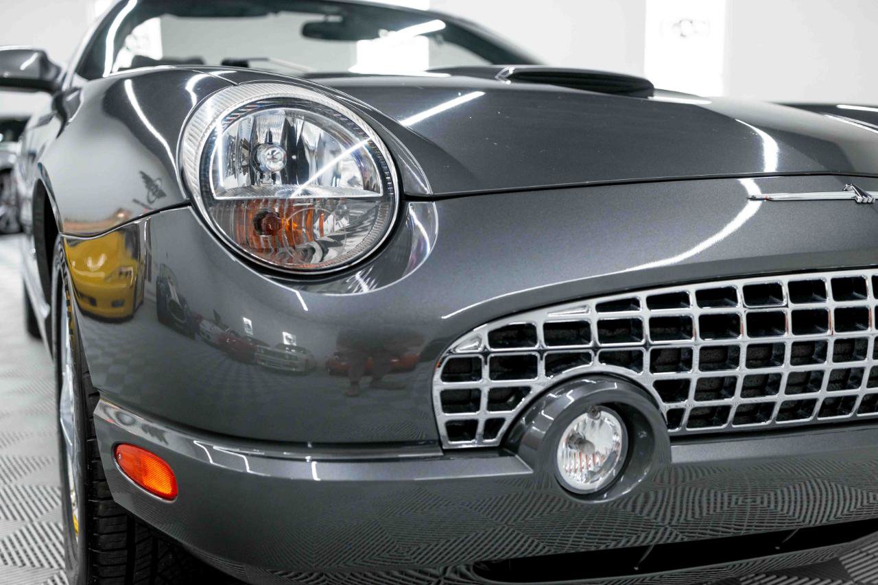 Used 2003 Ford Thunderbird RWD image 22