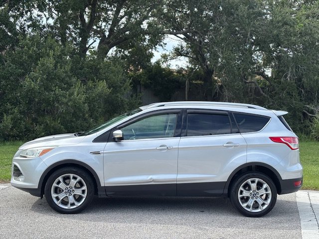 Used 2014 Ford Escape Titanium FWD image 2