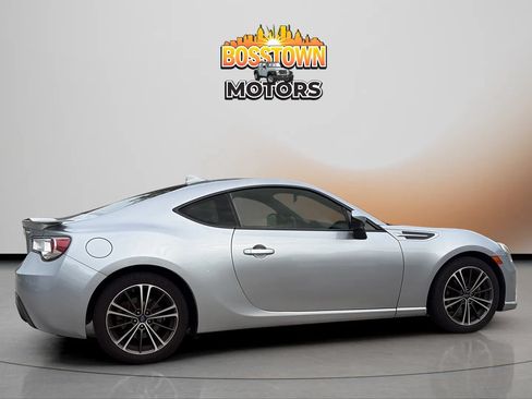 Used 2016 Subaru BRZ Limited RWD image 8