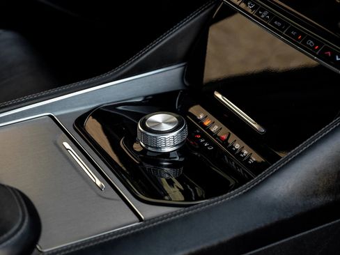 Used 2024 Jeep Wagoneer Series II w/ Convenience Group I image 28