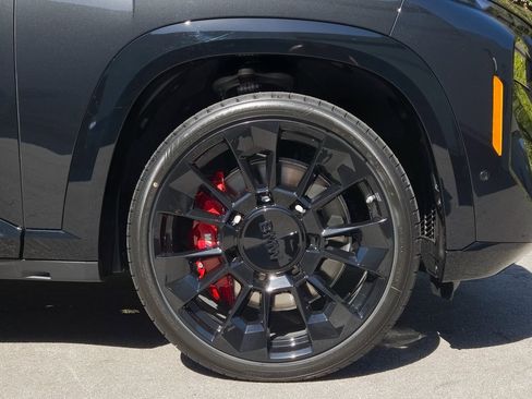 New 2026 BMW XM Label Red image 9