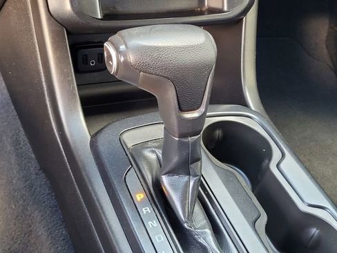 Used 2019 Chevrolet Colorado W/T w/ WT Convenience Package image 19