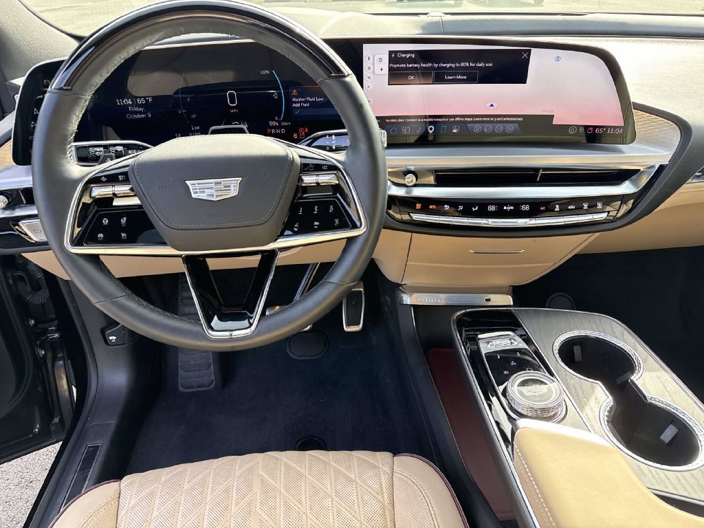 Certified 2026 Cadillac Lyriq Signature Luxury w/ Nappa Leather Package AWD/4WD image 30