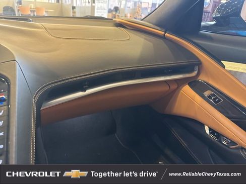 Certified 2022 Chevrolet Corvette Stingray Premium Cpe w/ Z51 Performance Package image 23