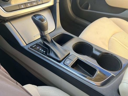 Used 2017 Hyundai Sonata Sport w/ Cargo Package image 22