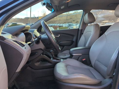 Used 2014 Hyundai Tucson SE image 11