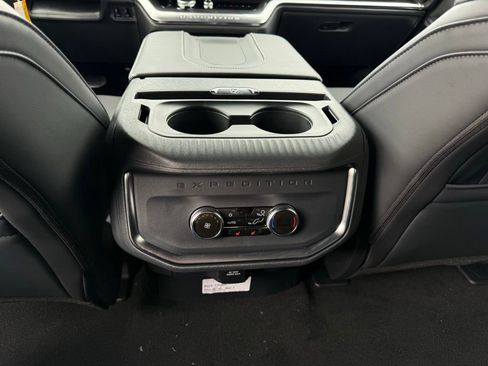 New 2025 Ford Expedition Platinum w/ Stealth Performance Package image 27