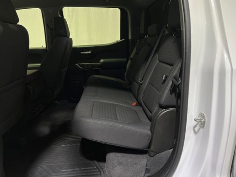 Used 2020 Chevrolet Silverado 1500 LT Trail Boss w/ Convenience Package image 16