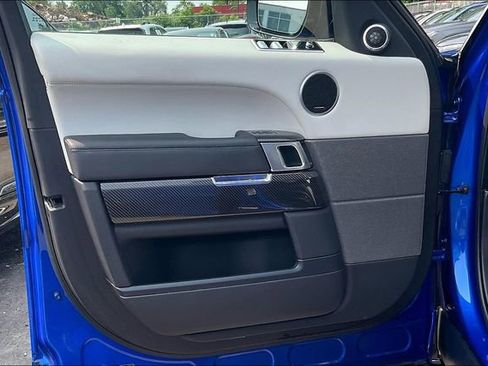 Used 2022 Land Rover Range Rover Sport SVR image 23