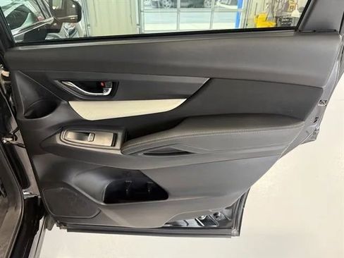 Used 2022 Subaru Ascent Premium w/ Convenience Package image 23