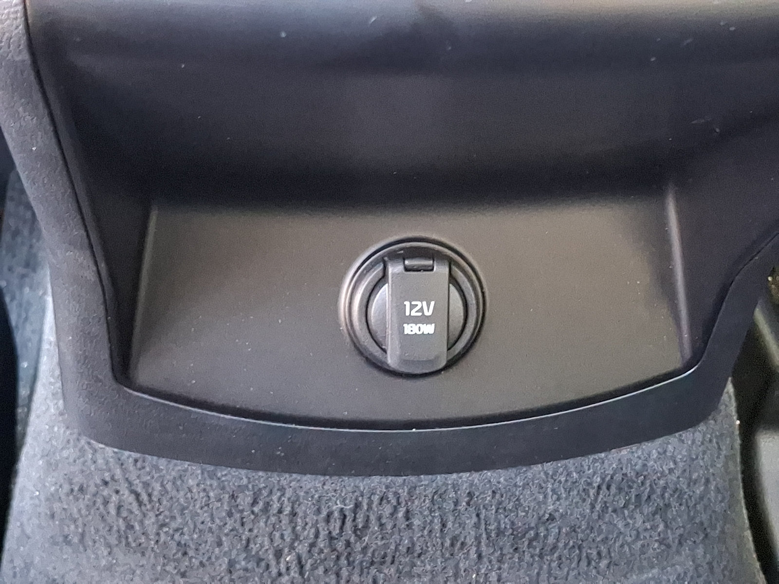 Used 2024 Kia Sorento S w/ Panoramic Sunroof Package FWD image 13