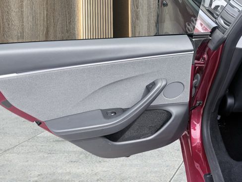 Used 2025 Tesla Model 3 Long Range RWD image 28