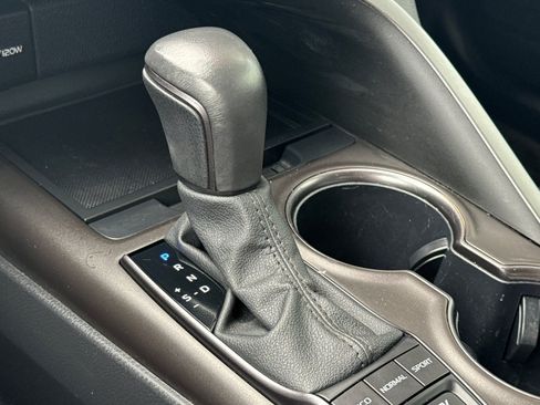Certified 2024 Toyota Camry SE FWD image 18