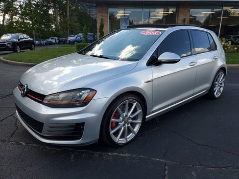 Used 2016 Volkswagen GTI Autobahn w/ Lighting Package (SEL) image 2