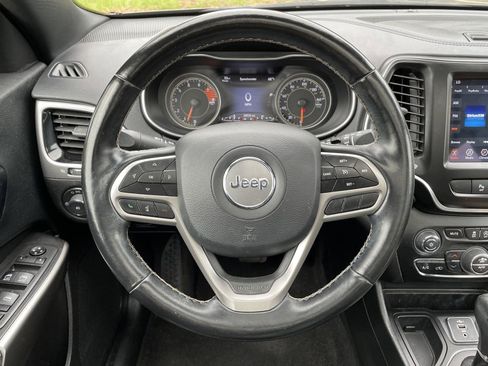 Used 2021 Jeep Cherokee Latitude Lux 80th Anniv w/ Quick Order Package 26U 80TH FWD image 16