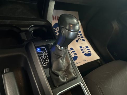 Used 2017 Toyota Tacoma TRD Sport w/ Tow Package (A/T) image 33