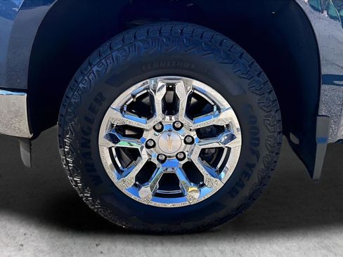 Certified 2022 Chevrolet Silverado 1500 LT image 11