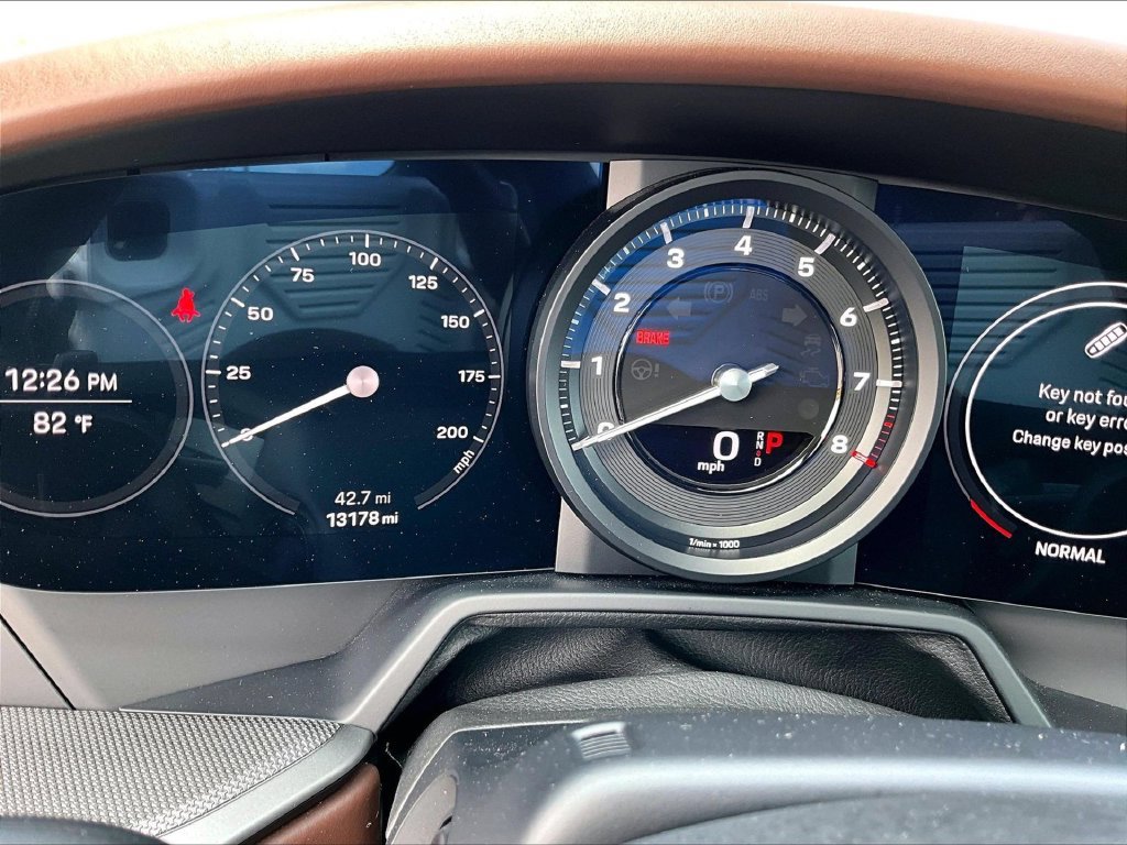 Certified 2024 Porsche 911 Carrera 4S AWD/4WD image 23
