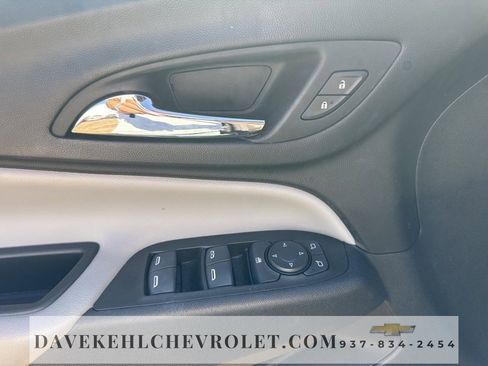 Used 2022 Chevrolet Equinox LS w/ LS Convenience Package image 10